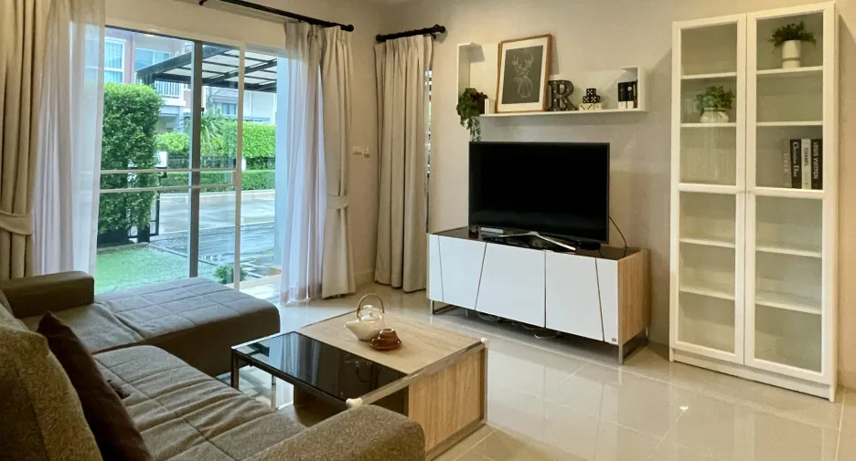À louer 4 chambres maison à Mueang Phuket, Phuket