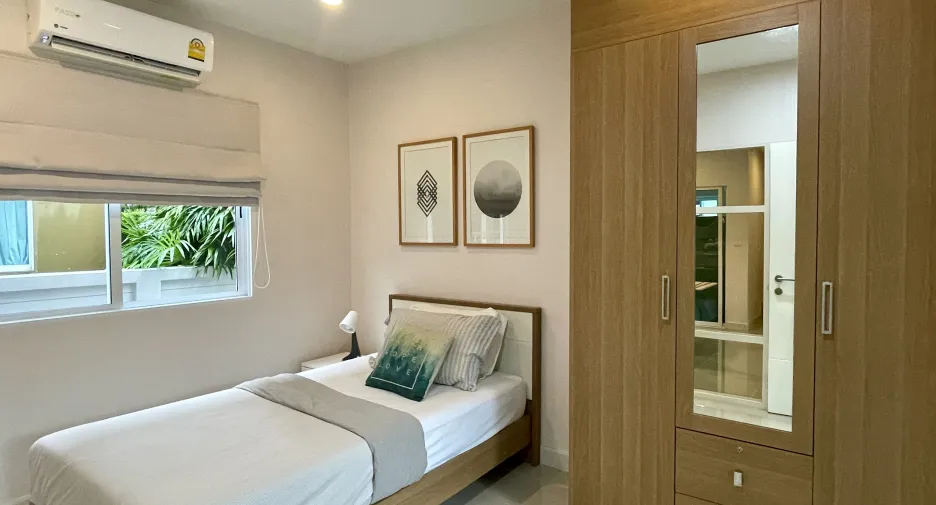 À louer 4 chambres maison à Mueang Phuket, Phuket