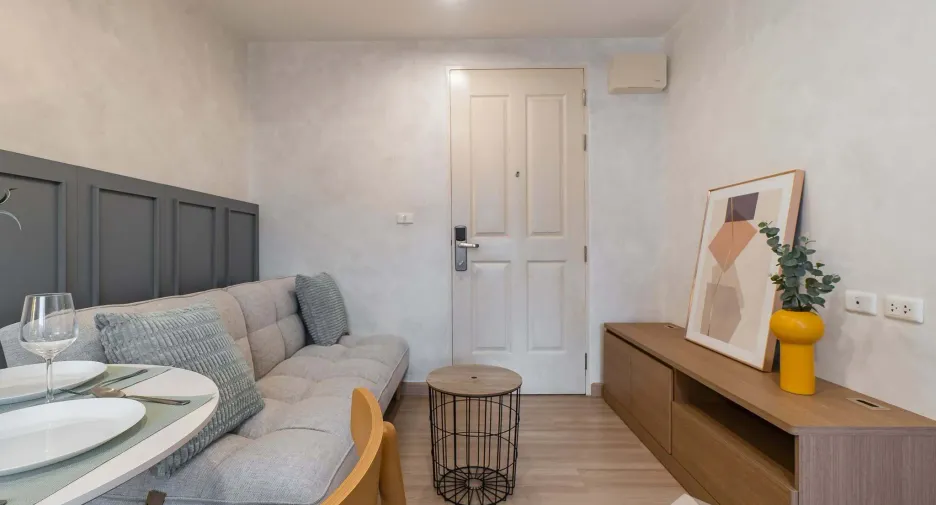 À vendre 1 chambre condo à Khan Na Yao, Bangkok