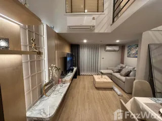 For rent 2 bedrooms condo in Bang Rak, Bangkok
