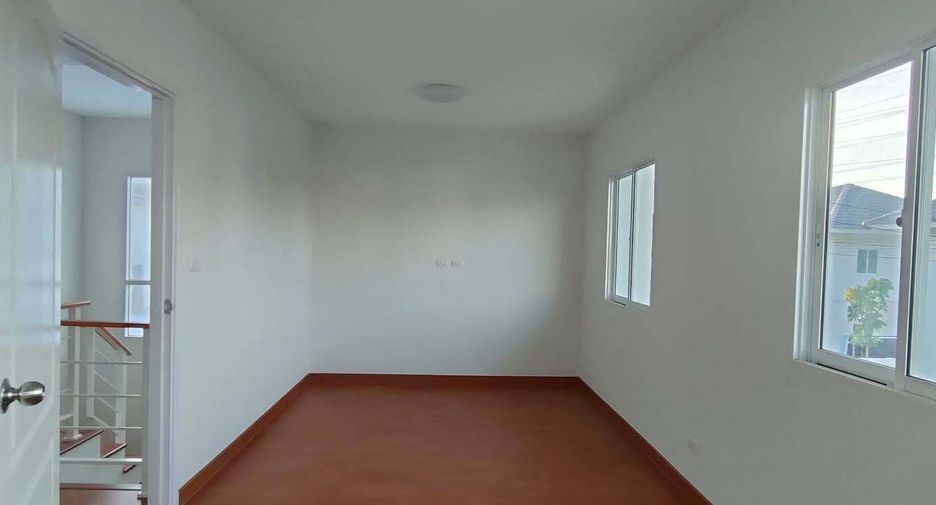 À louer 3 chambres maison à Bang Phli, Samut Prakan