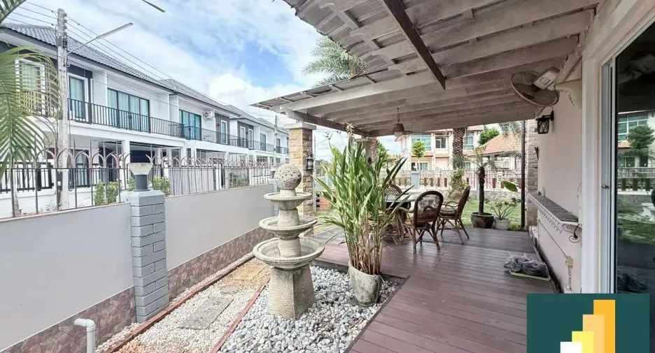 For rent and for sale 3 bedrooms house in Bang Lamung, Chonburi