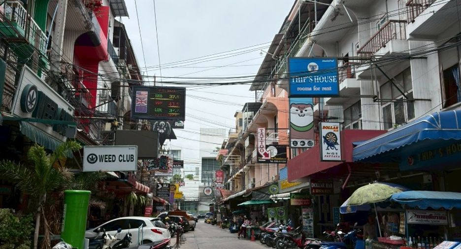 Local comercial en alquiler de 3 habitaciones en South Pattaya, Pattaya