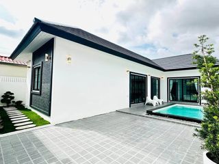 À vendre 3 chambres villa à Bang Lamung, Chonburi
