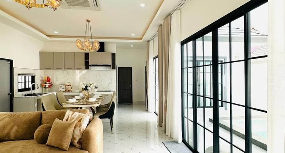 À vendre 3 chambres villa à East Pattaya, Pattaya