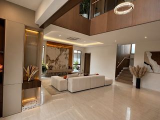 出售 5 卧室 独立屋 在 Sattahip, Chon Buri