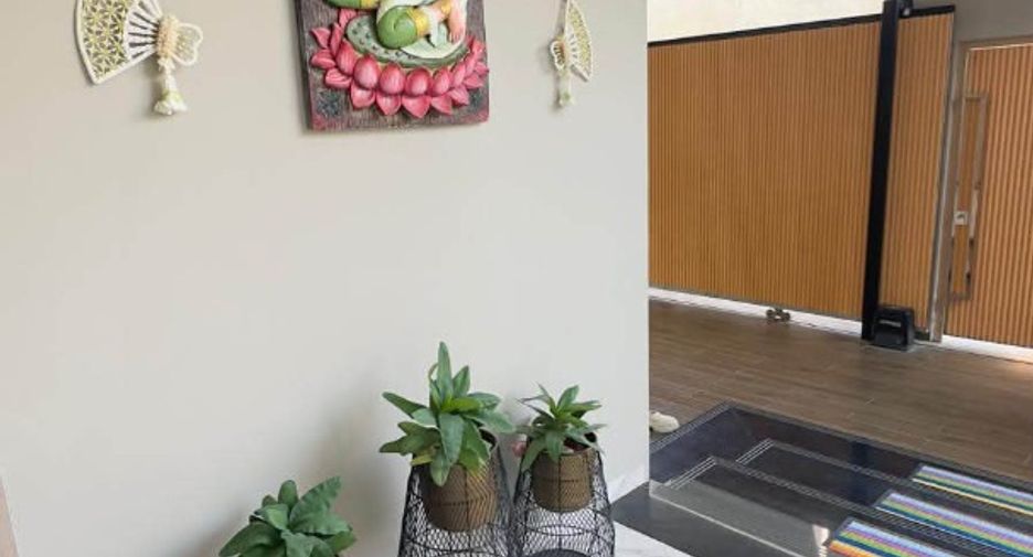 For sale 3 bedrooms house in Huay Yai, Pattaya