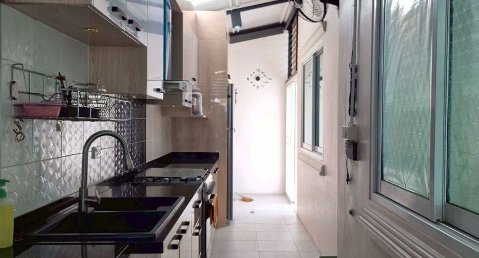 For sale 3 bedrooms villa in Huay Yai, Pattaya