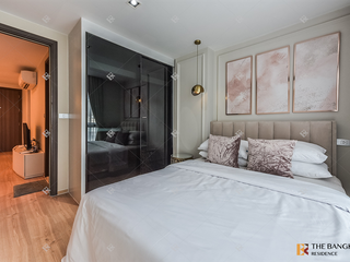 For rent 2 bedrooms condo in Bang Rak, Bangkok