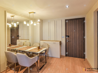 For rent 2 bedrooms condo in Bang Rak, Bangkok