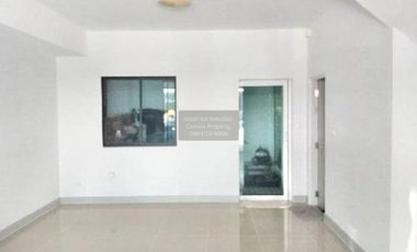 Reihenhaus zum Kauf mit 3 Zimmer in Bang Yai, Nonthaburi