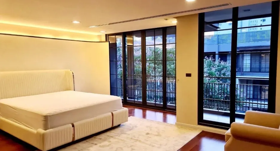 出租 4 卧室 独立屋 在 Watthana, 曼谷