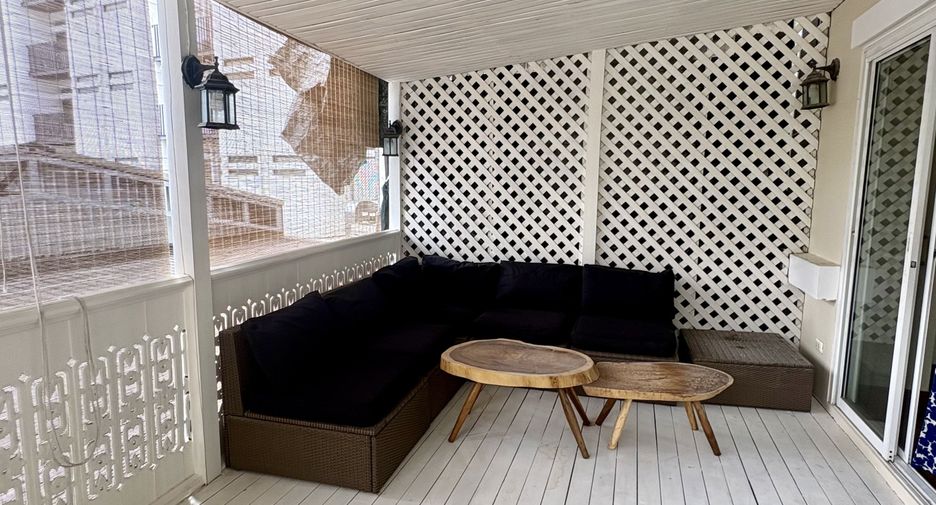Haus zum Kauf mit 5 Zimmer in Watthana, Bangkok