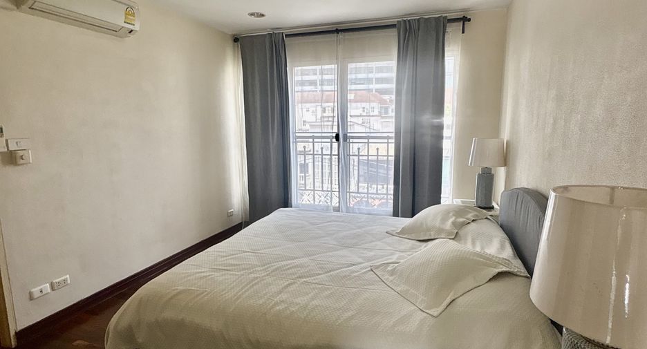 Haus zum Kauf mit 5 Zimmer in Watthana, Bangkok