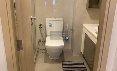 Condo en alquiler de 2 habitaciones en Khlong Toei, Bangkok
