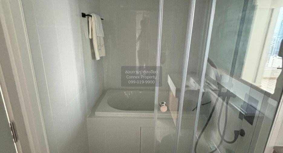 For rent 2 bedrooms condo in Khlong Toei, Bangkok