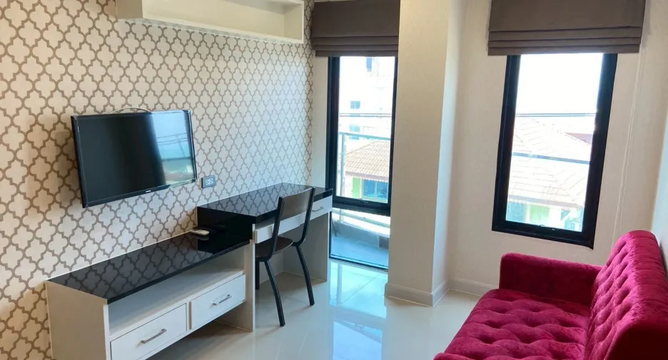 For sale 1 bed condo in Sattahip, Chonburi