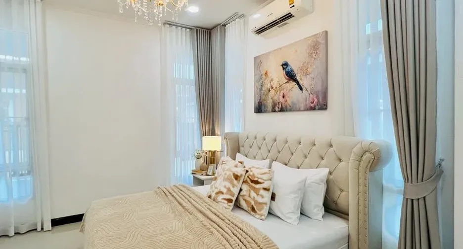 For sale 4 ベッドルーム villa in East Pattaya, Pattaya
