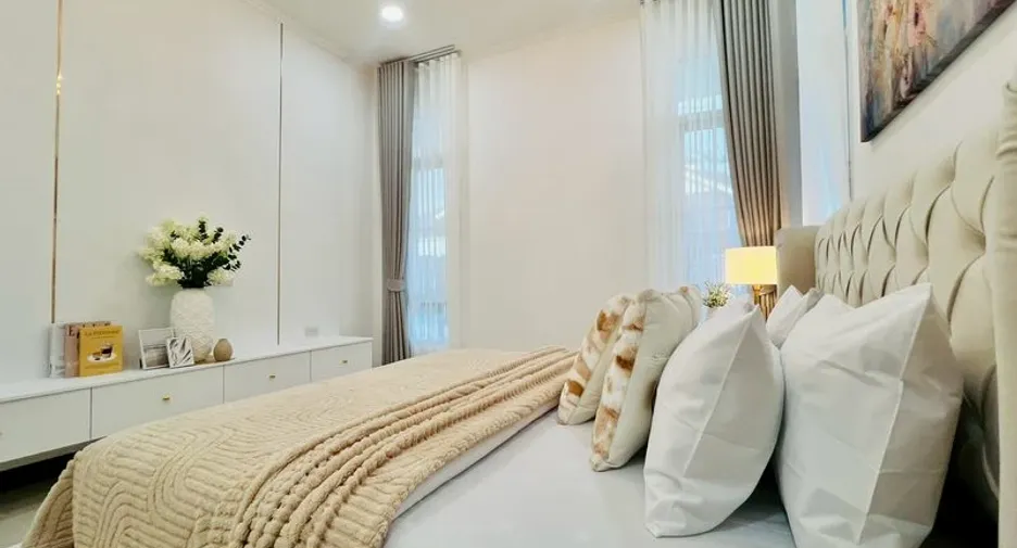 For sale 4 ベッドルーム villa in East Pattaya, Pattaya