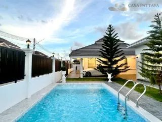 For sale 4 ベッドルーム villa in Bang Lamung, Chonburi