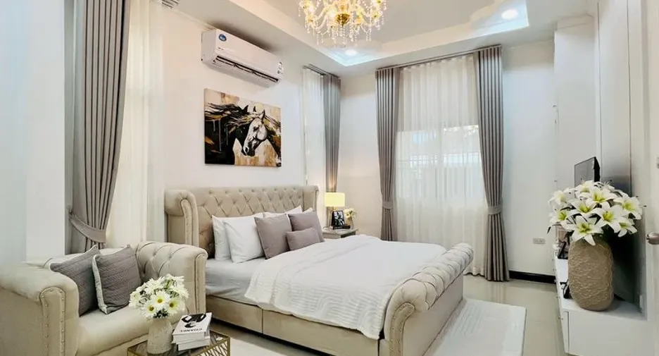 For sale 4 ベッドルーム villa in East Pattaya, Pattaya