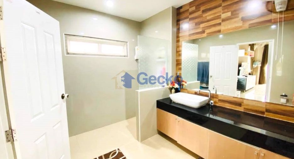 À vendre 3 chambres maison à Huay Yai, Pattaya