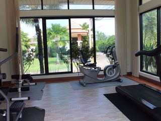 Casa en alquiler de 2 habitaciones en Bang Lamung, Chonburi