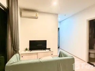 出租 2 卧室 公寓 在 Huai Khwang, 曼谷