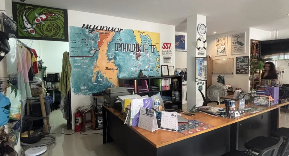出售 8 卧室 商业空间 在 Phuket Town, 普吉