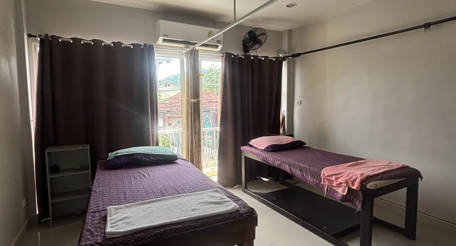 出售 8 卧室 商业空间 在 Phuket Town, 普吉