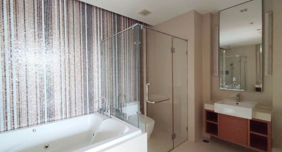 For sale 2 bedrooms condo in North Pattaya, Pattaya