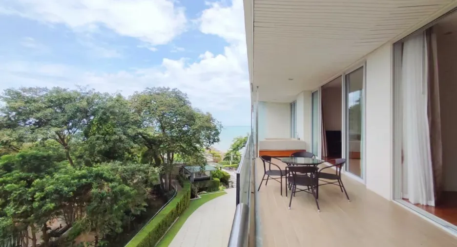 For sale 2 bedrooms condo in North Pattaya, Pattaya