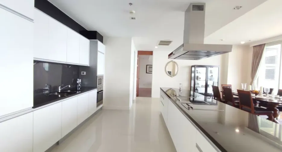 For sale 3 bedrooms condo in North Pattaya, Pattaya