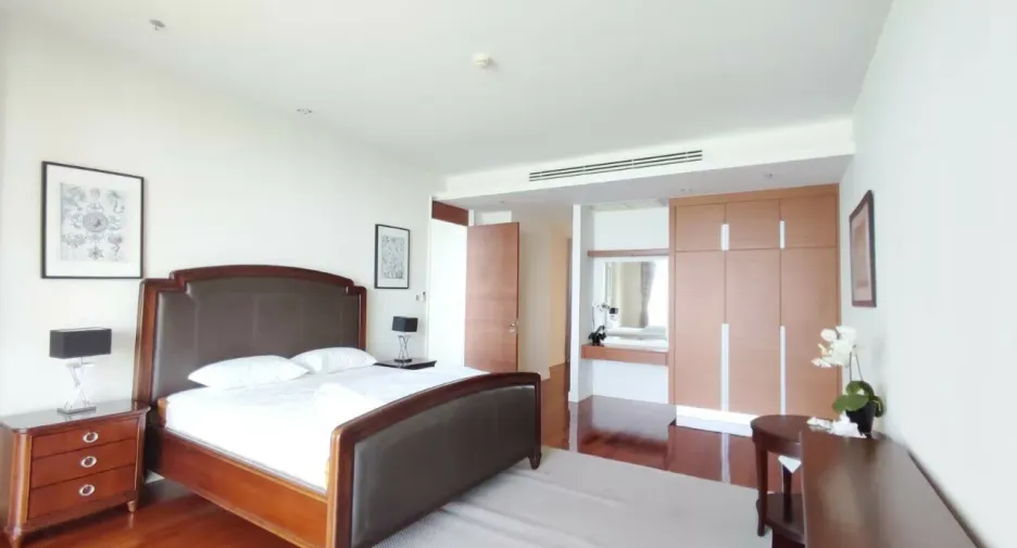 For sale 3 bedrooms condo in North Pattaya, Pattaya