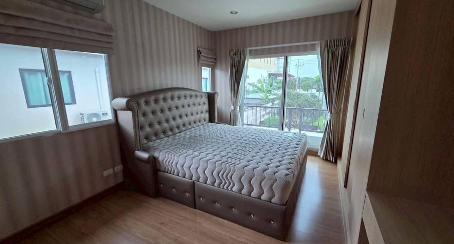 For rent 3 bedrooms house in Suan Luang, Bangkok