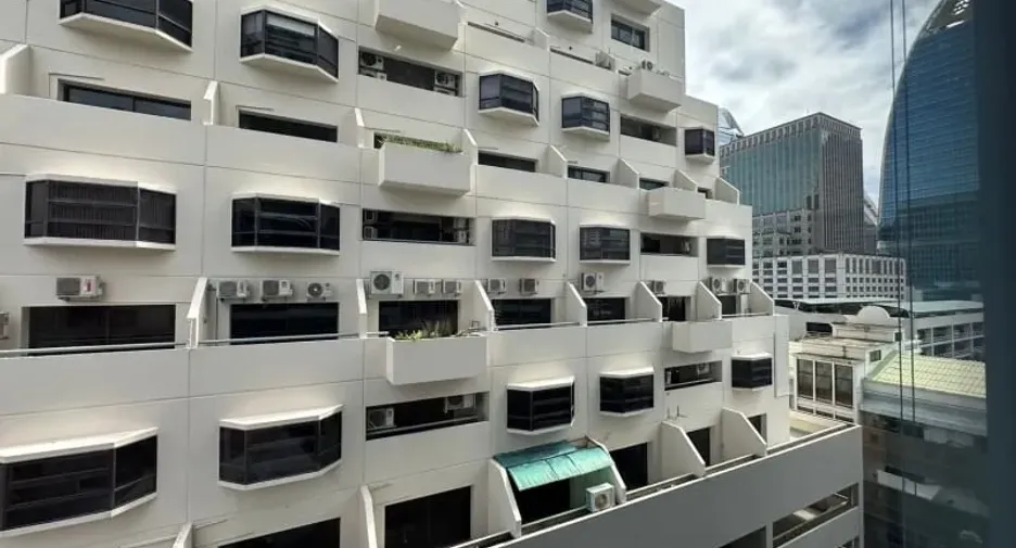 For sale 1 bed condo in Pathum Wan, Bangkok