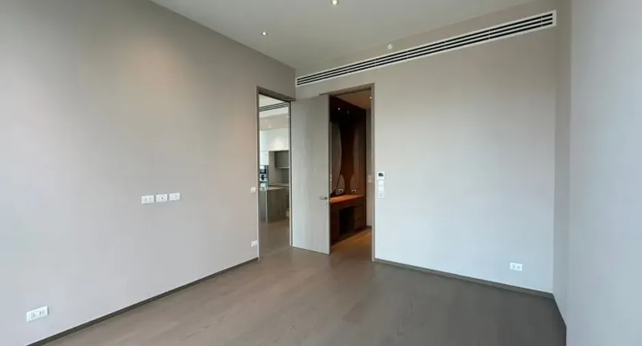 For sale 1 bed condo in Pathum Wan, Bangkok