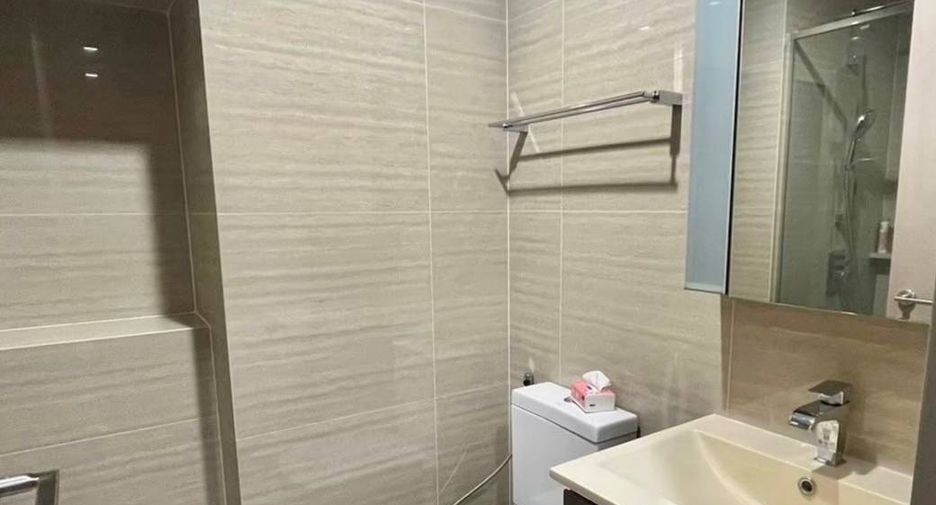 Condo en alquiler y en venta de 1 habitaciones en Huai Khwang, Bangkok