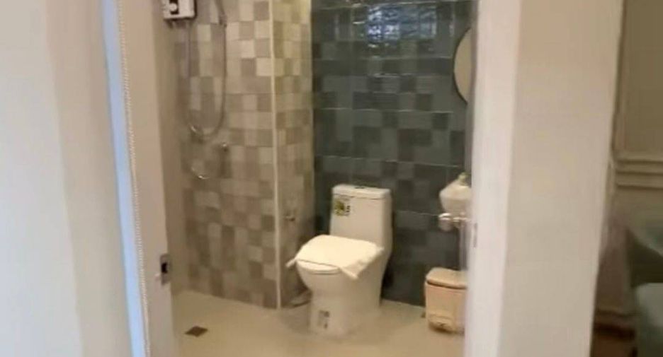 Продажа 2 спальни кондо в Хуаи Кхщанг, Бангкок