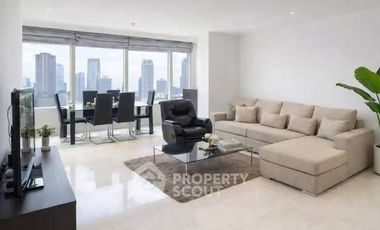 Condo en alquiler de 3 habitaciones en Watthana, Bangkok
