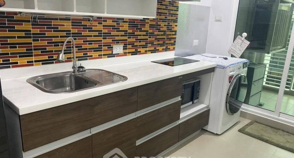 For rent 2 bedrooms condo in Ratchathewi, Bangkok