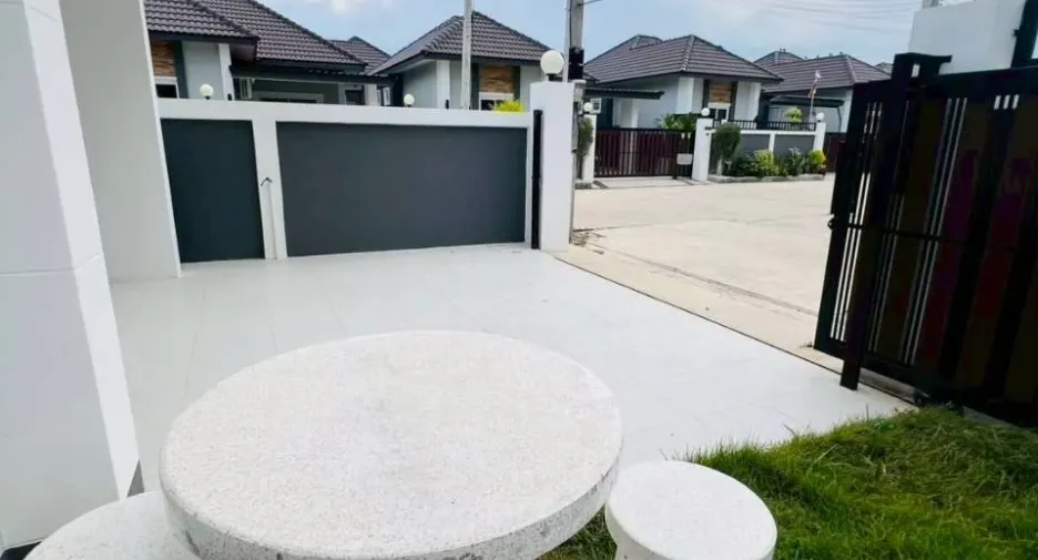 Casa en alquiler de 2 habitaciones en Cha Am, Phetchaburi