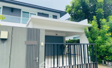 出租 和 出售 3 卧室 独立屋 在 Prawet, 曼谷