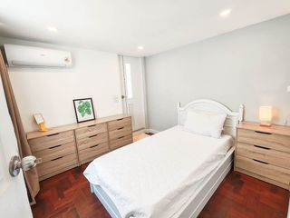 出售 和 出租 7 卧室 联排别墅 在 Yan Nawa, 曼谷