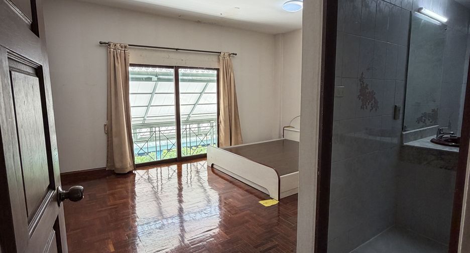 Condo en alquiler de 2 habitaciones en Samphanthawong, Bangkok