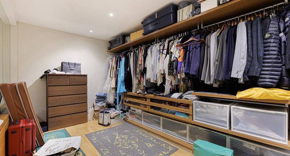 Wohnung zum Kauf mit 4 Zimmer in Khlong Toei, Bangkok