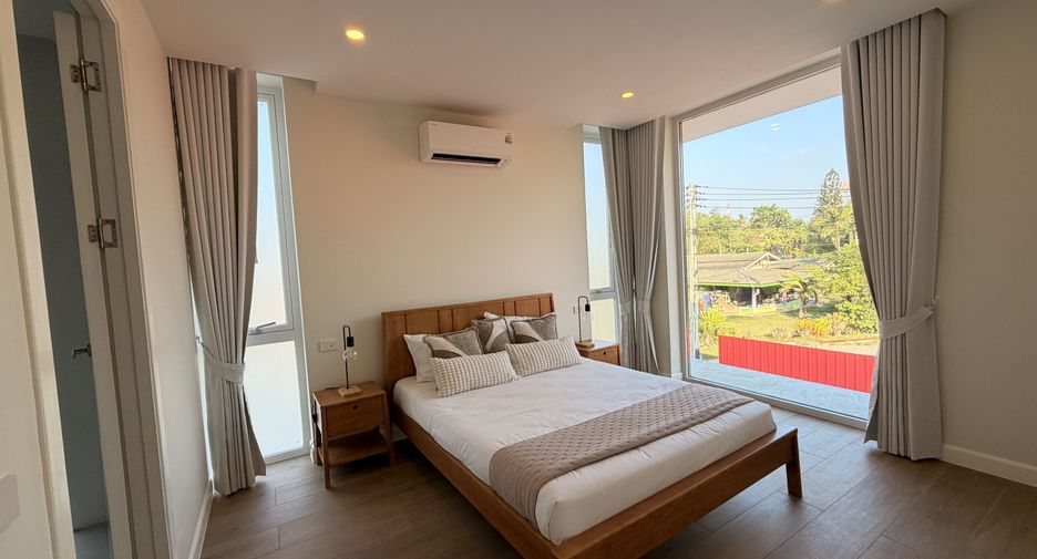 À vendre et à louer 4 chambres villa à East Pattaya, Pattaya