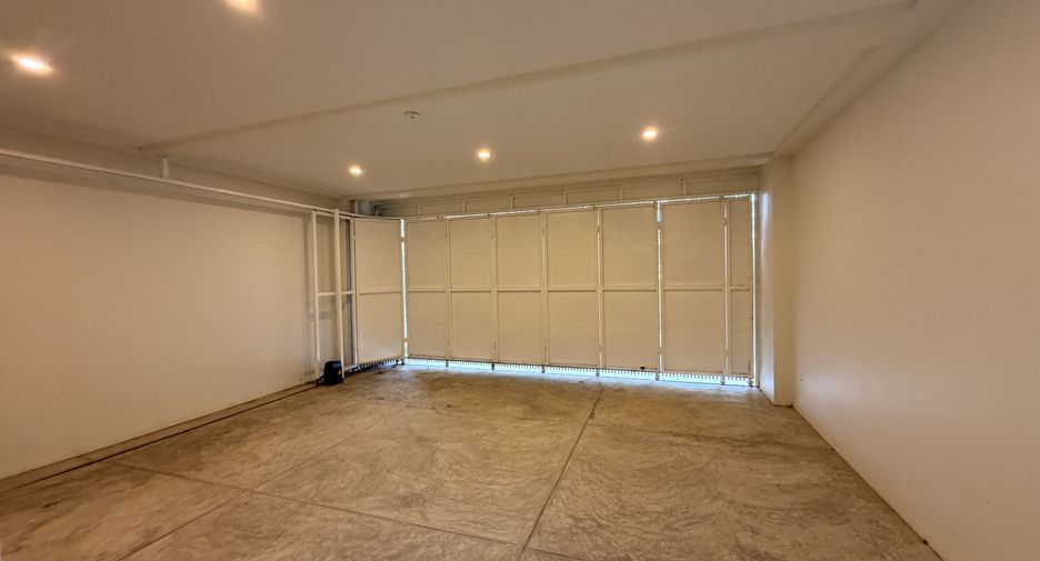 À vendre et à louer 4 chambres villa à East Pattaya, Pattaya