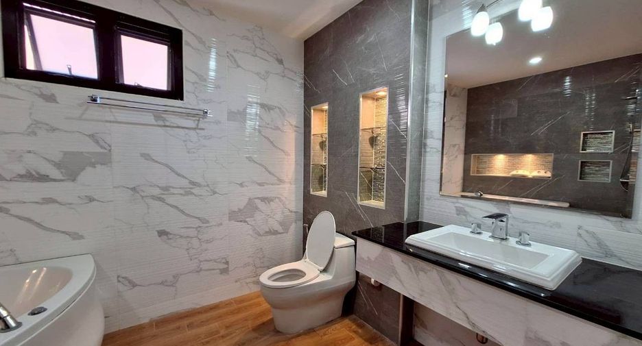 For rent 3 ベッドルーム villa in Pran Buri, Prachuap Khiri Khan