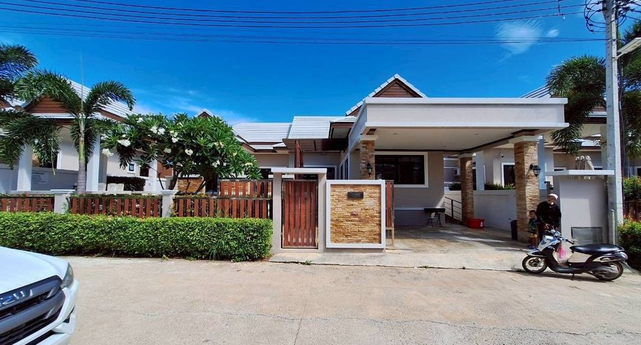 For rent 3 ベッドルーム villa in Pran Buri, Prachuap Khiri Khan